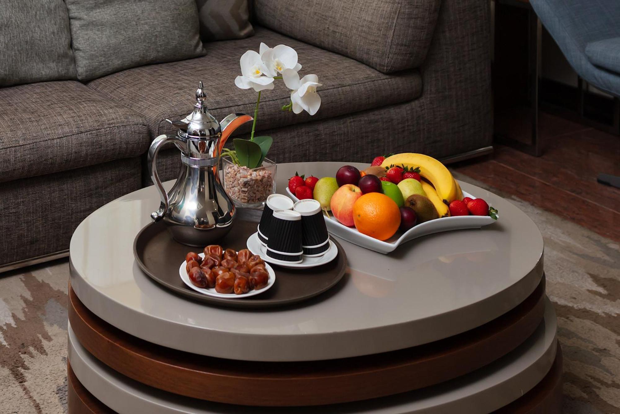 M Hotel Makkah By Millennium Μέκκα Εξωτερικό φωτογραφία A rotating table