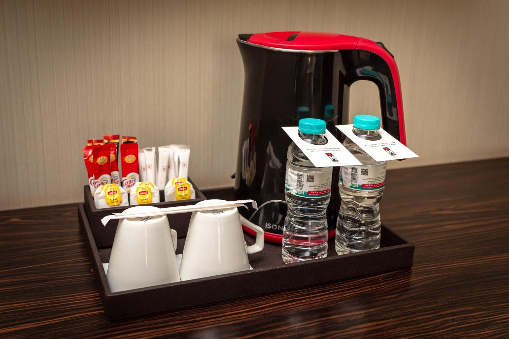 M Hotel Makkah By Millennium Μέκκα Εξωτερικό φωτογραφία A tray of room service