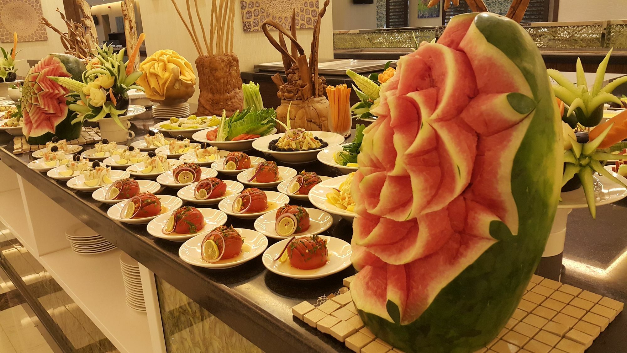 M Hotel Makkah By Millennium Μέκκα Εξωτερικό φωτογραφία A buffet at a luxury hotel in Bangkok